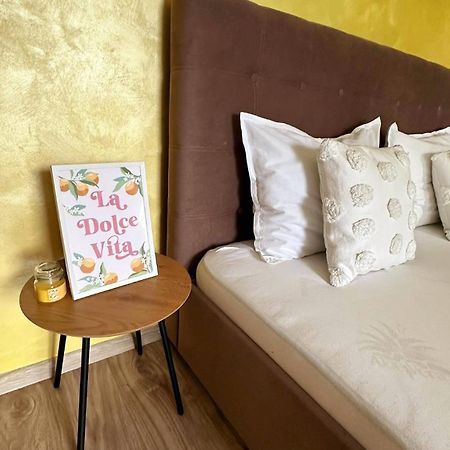 Eral Apartment Mamaia Kültér fotó